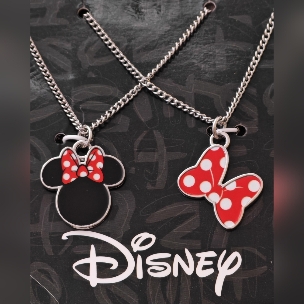 Disney Minnie Necklace Set
